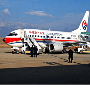 张家界荷花空运公司航空快运业稳步发展的原因是什么？